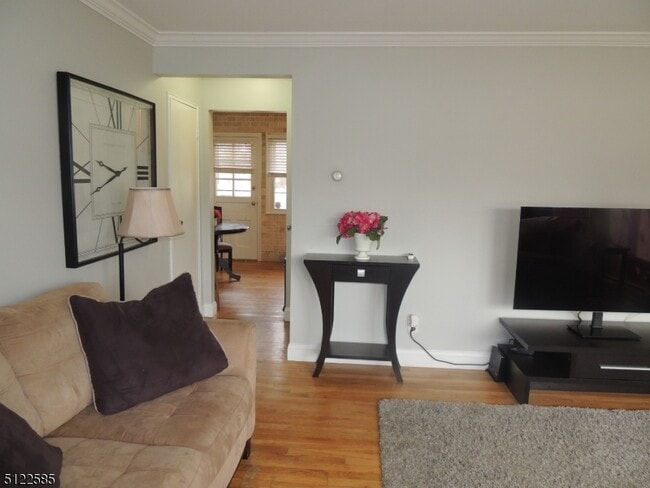 Building Photo - 201 Pitney Pl