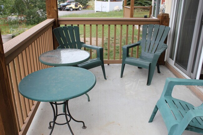Building Photo - Lake Haus Condo - WINTER RENTAL-1 Bedroom/1 Bath Unit w/Washer & Dryer