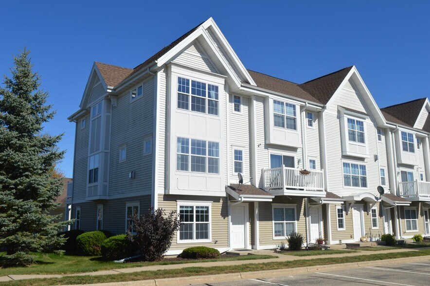 Primary Photo - 3701 Design Pass