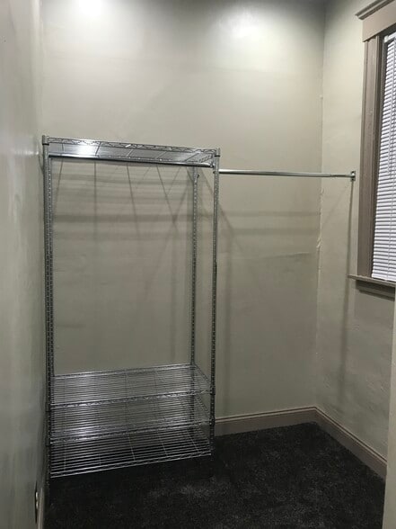 Large Walk-in closet - 418 Garrard St