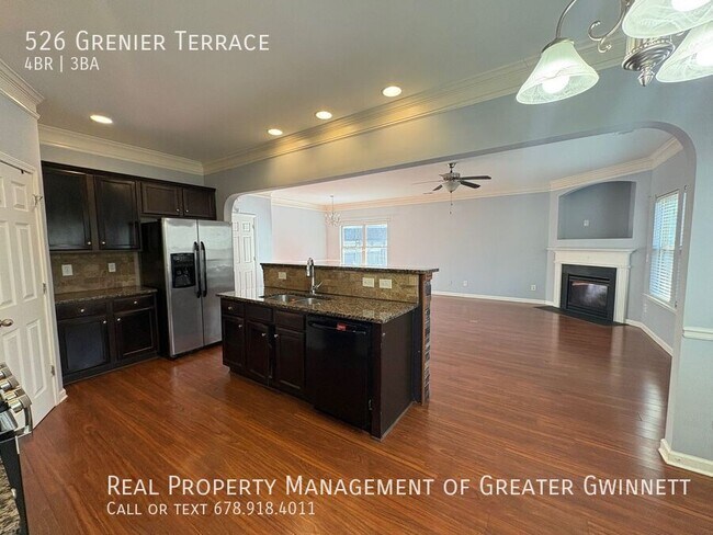 Building Photo - 526 Grenier Terrace NE