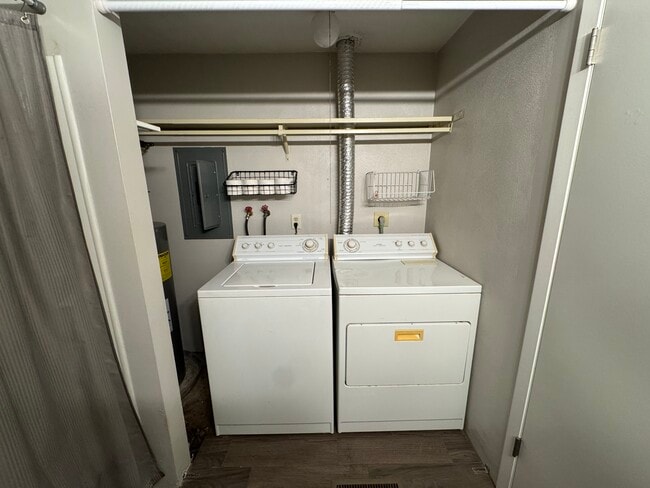 Building Photo - 505 Simon Dr