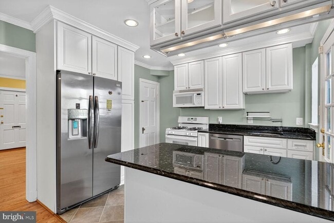 Primary Photo - 5235 43rd St NW