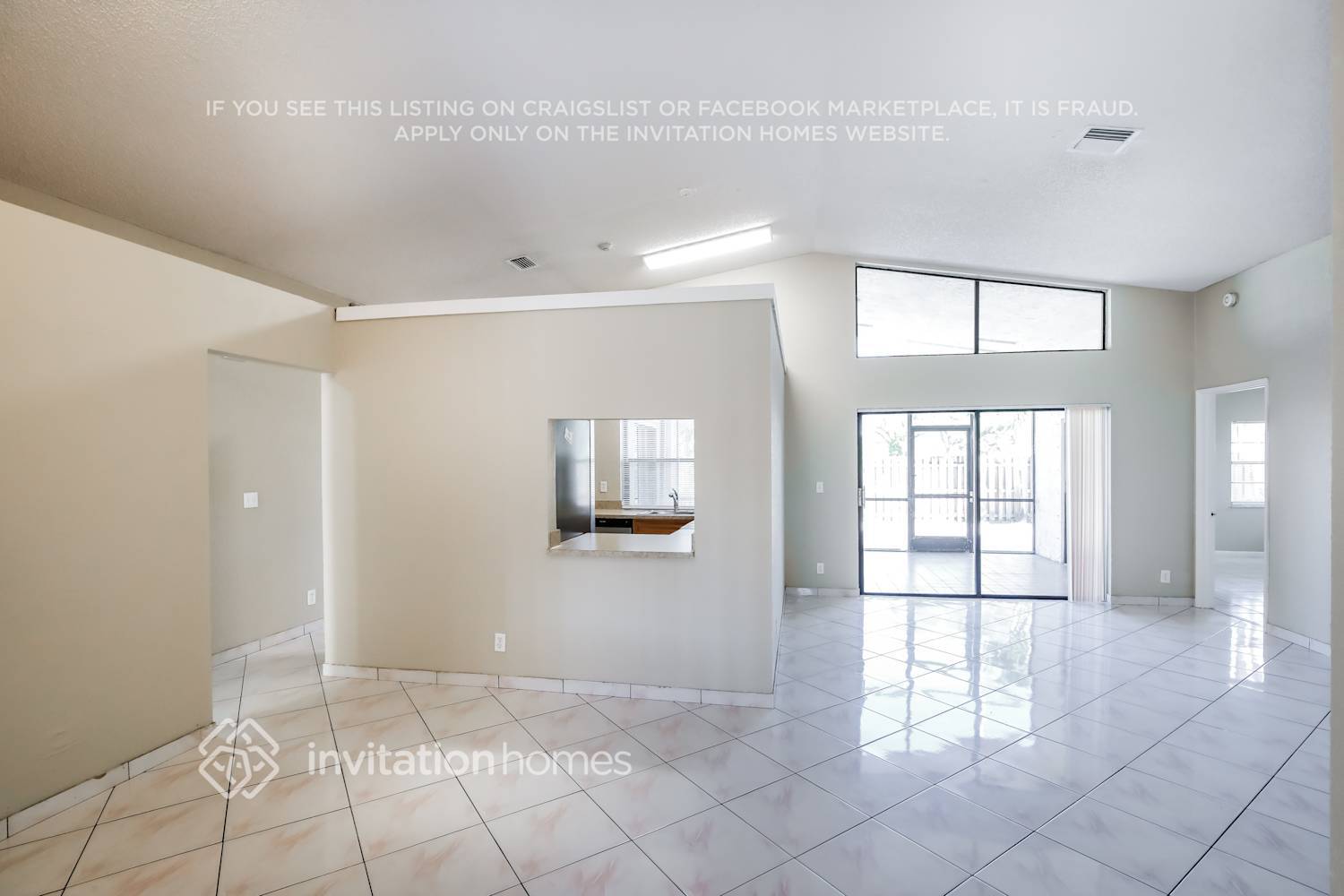 Building Photo - 10663 NW 32nd Ct