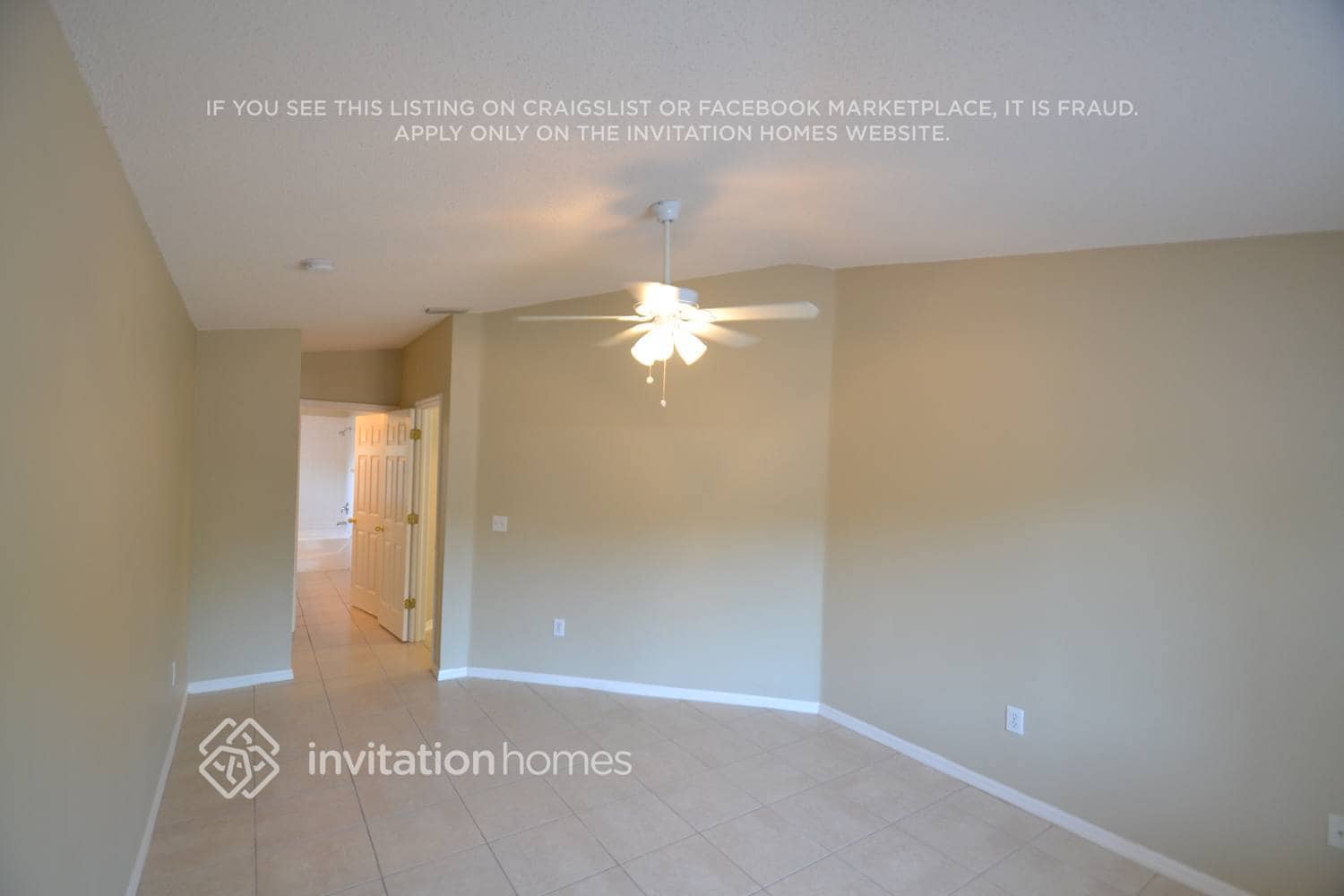 Building Photo - 3001 Summer House Dr