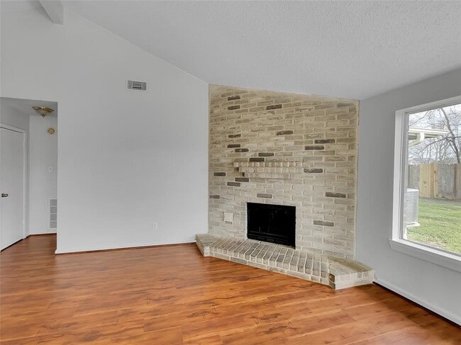 Building Photo - 17103 Costero Dr