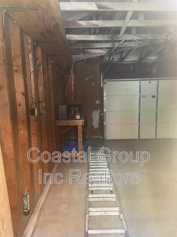 Building Photo - 1020 Colonial Meadows Way