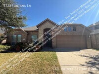 Building Photo - 1228 Lantana Ln
