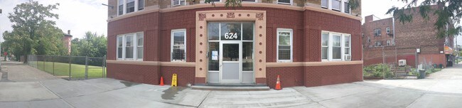 Primary Photo - 624-626 Martin Luther King Jr Blvd