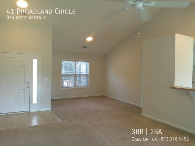 Building Photo - 41 Broadland Cir