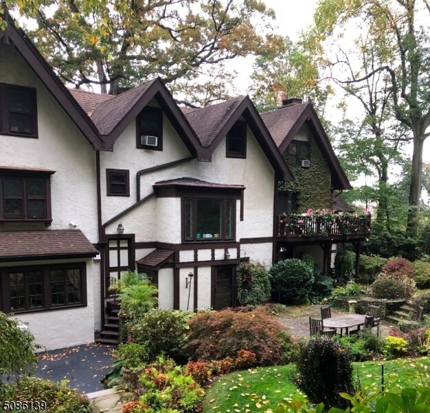 50 Lloyd Rd 50 Lloyd Rd Montclair NJ 07042 Apartment Finder