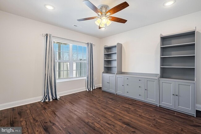 Building Photo - 2762 Lady Slipper Rd