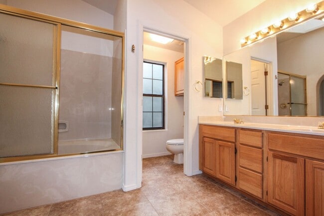 Building Photo - Yavapai Hills 3 Bedroom Home