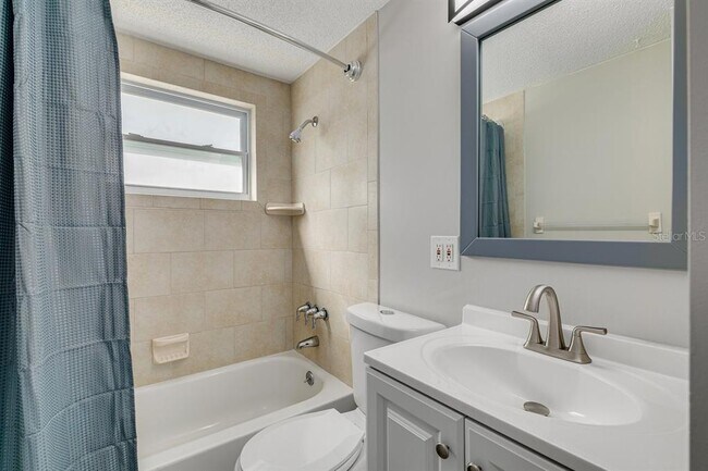 Building Photo - 13496 W Rena Dr