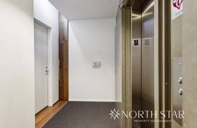 Building Photo - One of a Kind Clinton Condominium