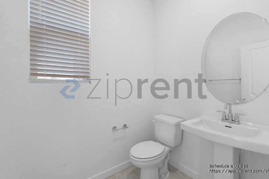 Building Photo - 4417 Neptune Cir