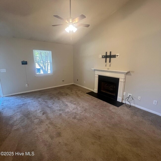 Building Photo - 4116 Bridge Ct