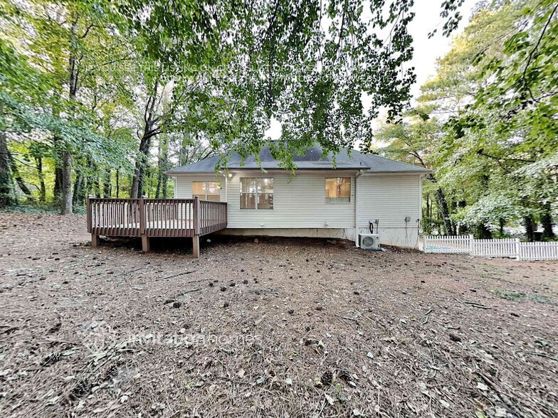 Building Photo - 4230 Starr Creek Rd
