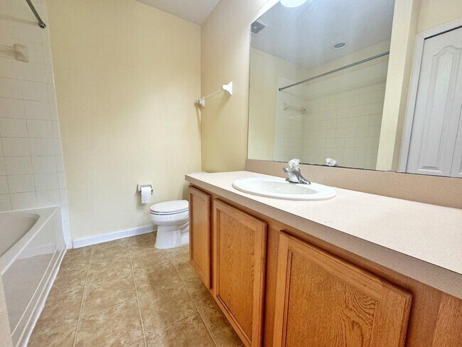 Building Photo - 237 Syrah Way