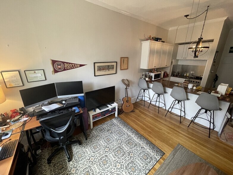 *Pictures are representative samples of the advertised unit. In some cases, the actual units you tou - 400 Marlborough St