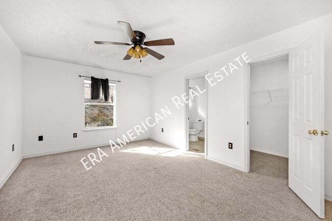 Building Photo - 1810 Pointed Leaf Ln