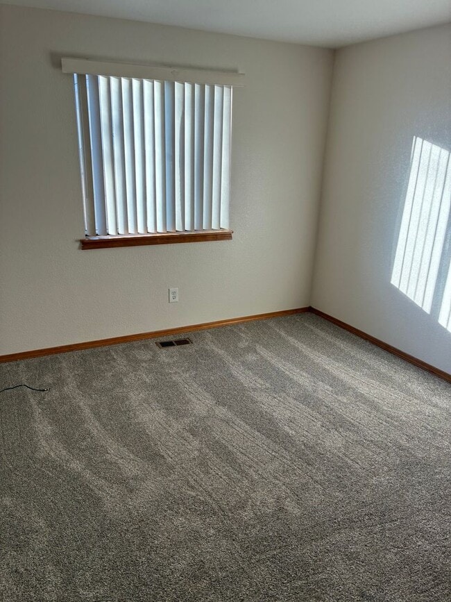 Building Photo - Winter Special!!!!!!! $1,250 off the first month's rent with a 12-month lease!!!!