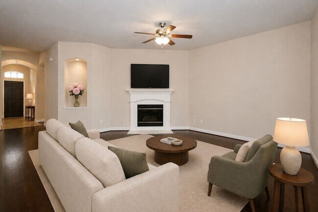 Building Photo - 5623 S Denham Ridge Ln