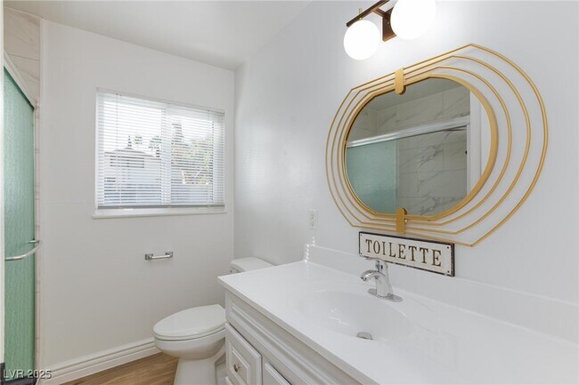 Building Photo - 1513 Bryn Mawr Ave