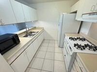 Building Photo - 1 bedroom, 1 bath, 1 assigned parking at t...