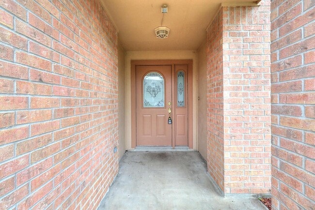Building Photo - 4249 Rapids Dr