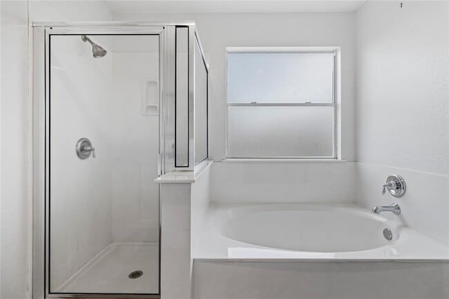 Building Photo - 9004 Berryline Cove