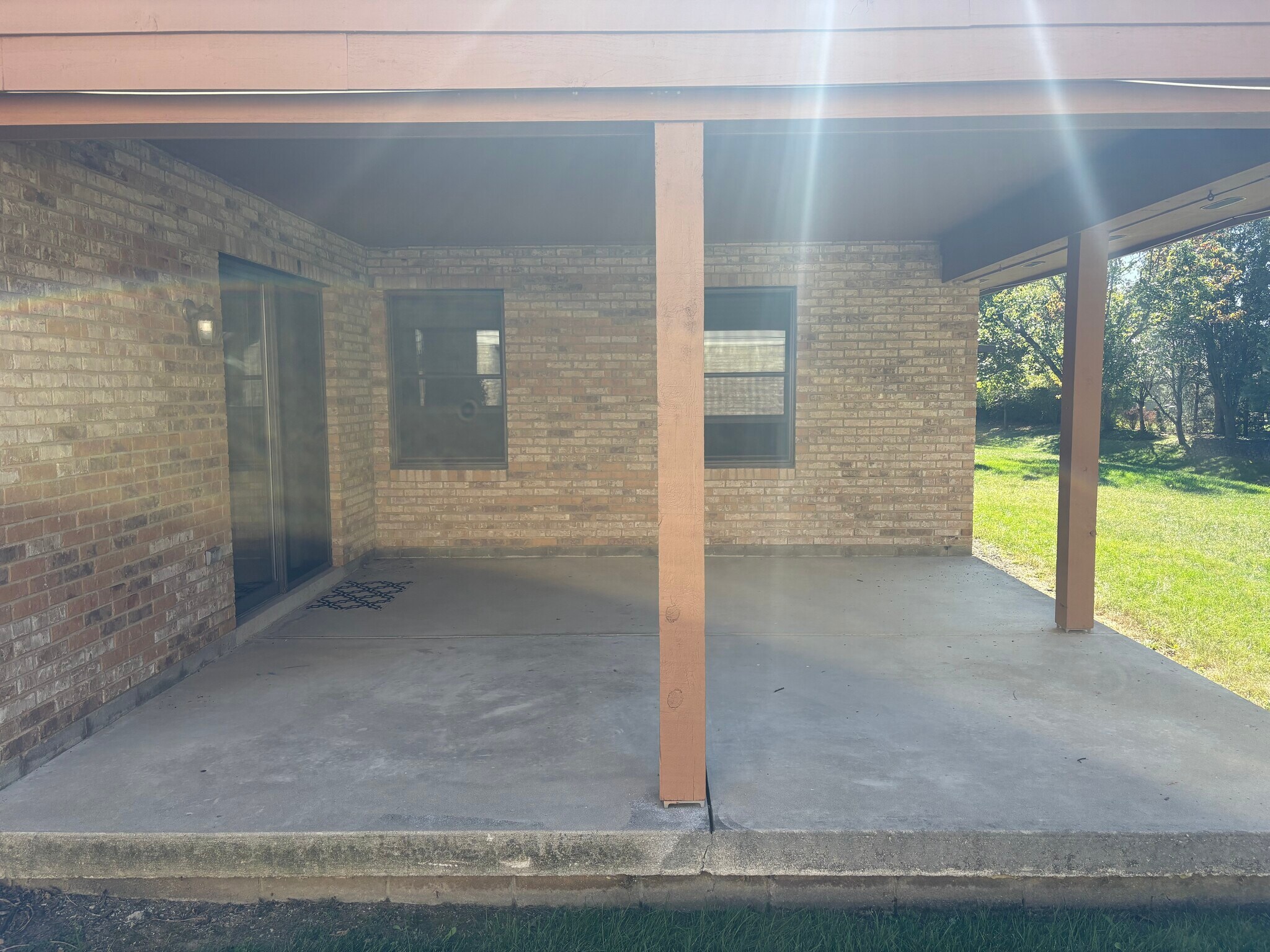 Building Photo - 7333 McSmith Ln