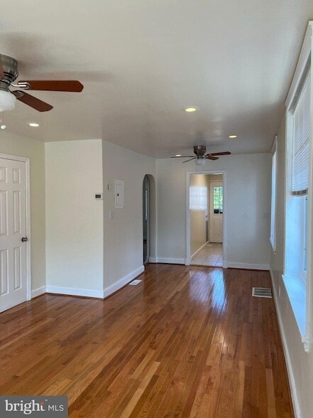Building Photo - 59 Galveston Pl SW