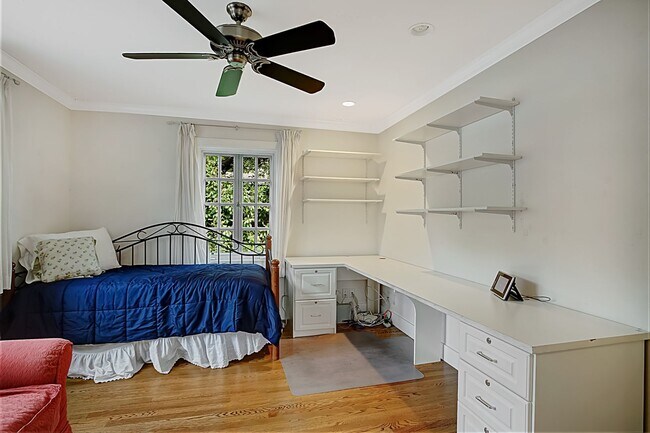 Building Photo - Picturesque Santa Barbara Country Cottage ...