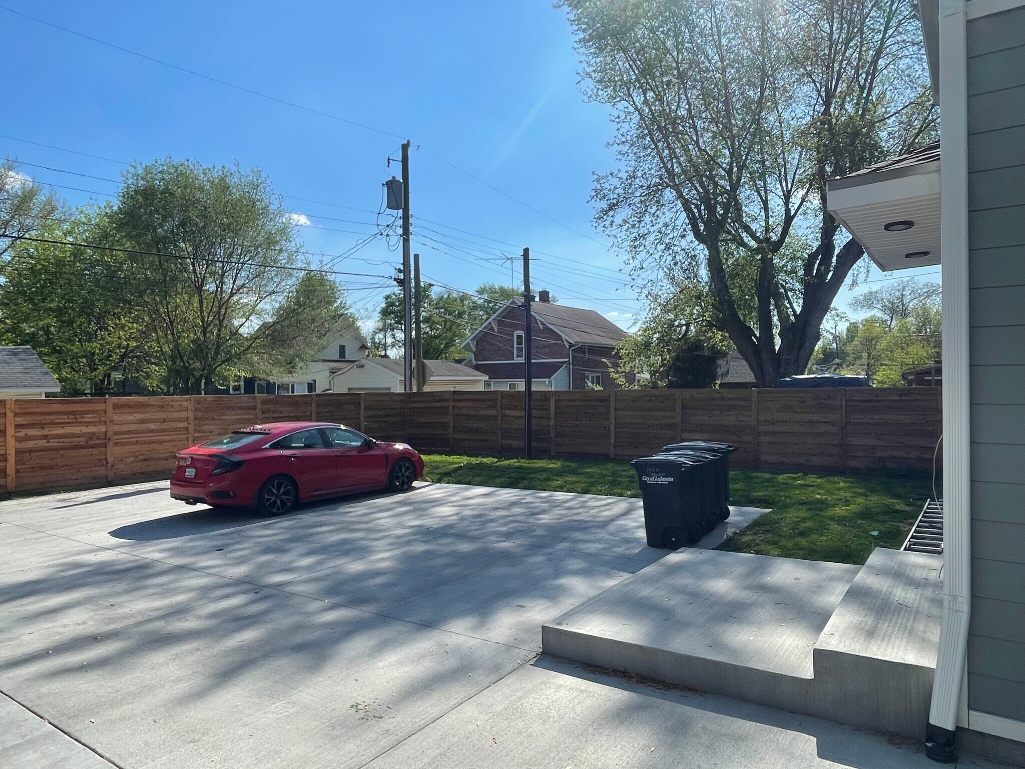 Building Photo - 1909 Greenbush St