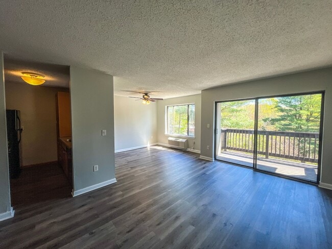 Building Photo - 175 Mill Pond Rd