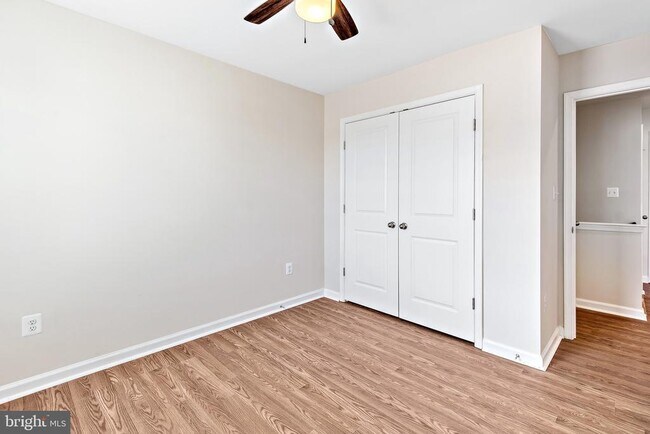 Building Photo - 1549 Wilmer Park Ln