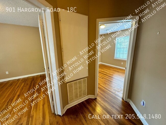 Building Photo - 901 Hargrove Rd