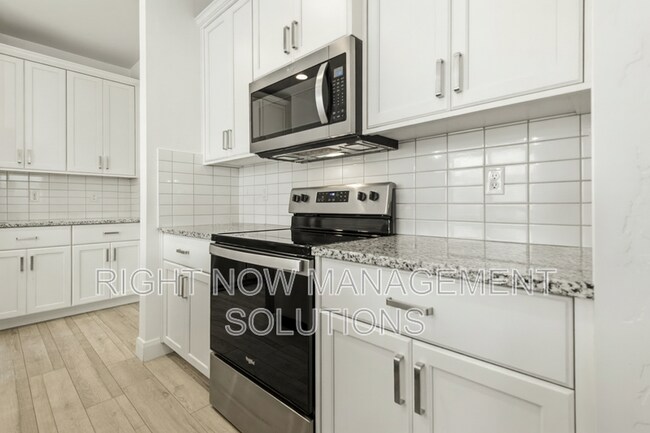 Building Photo - 6376 E Payson Dr