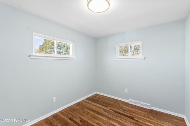 Building Photo - 85 Helen Ave