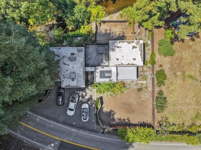 Building Photo - 850 Branciforte Dr