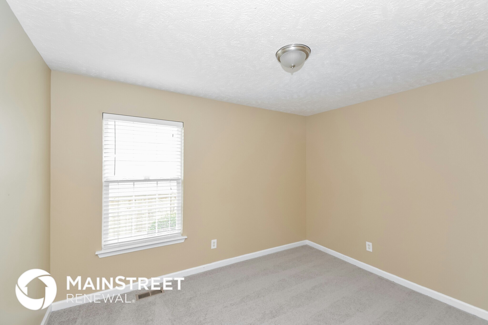 Building Photo - 861 Pin Oak Dr