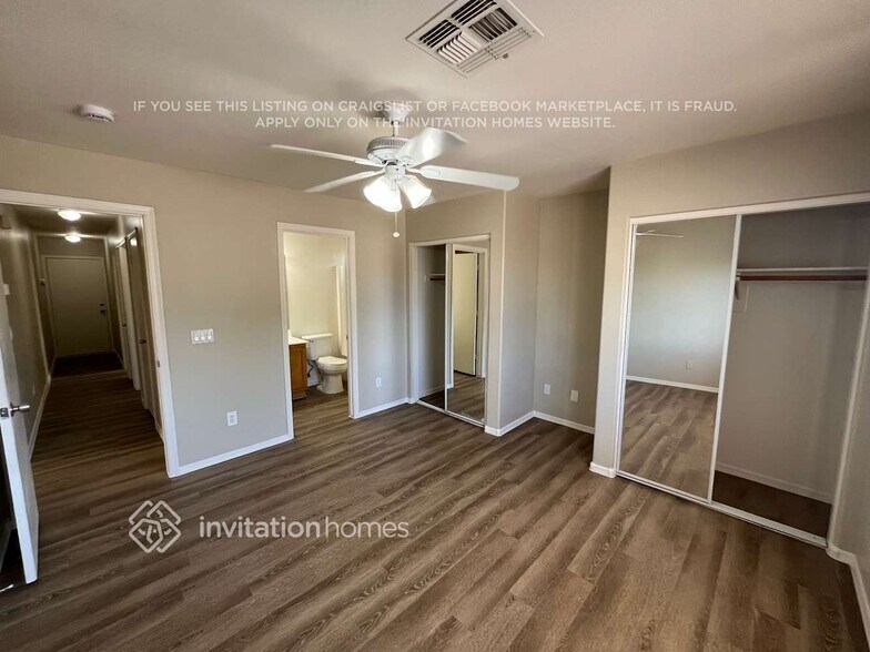 Building Photo - 12034 W Scotts Dr