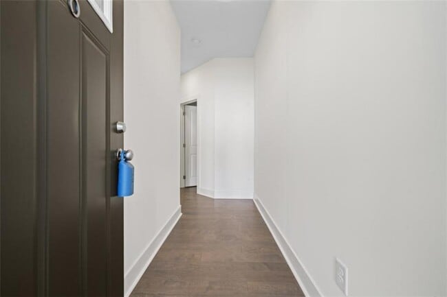 Building Photo - 28 Auburn Valley Wy