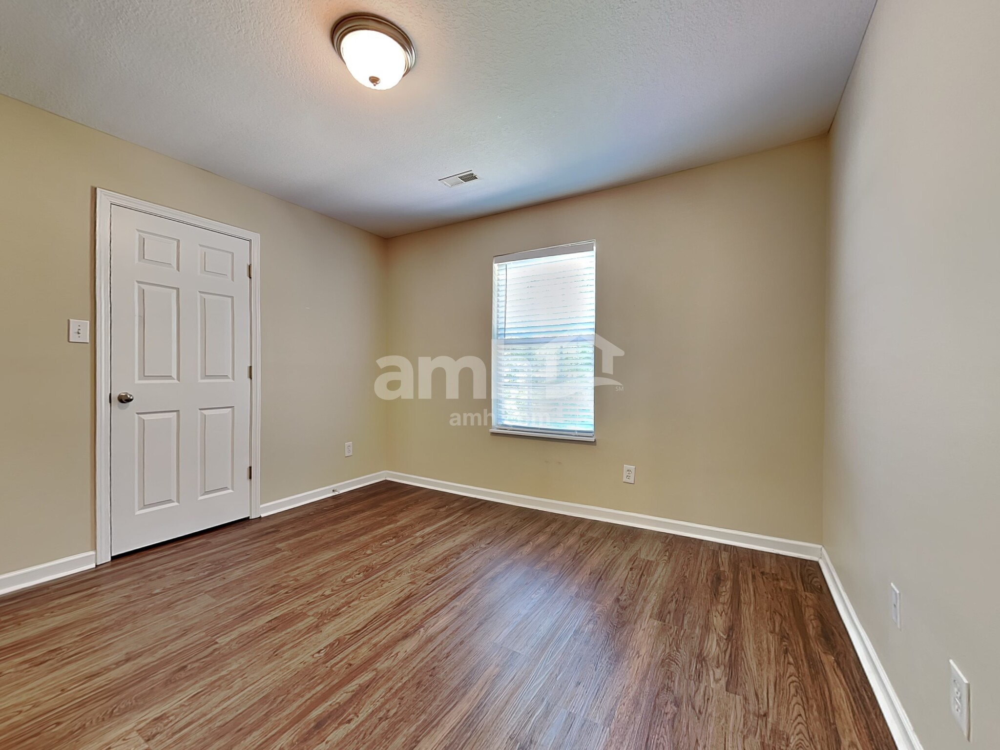 Building Photo - 2534 Fernbank Rd