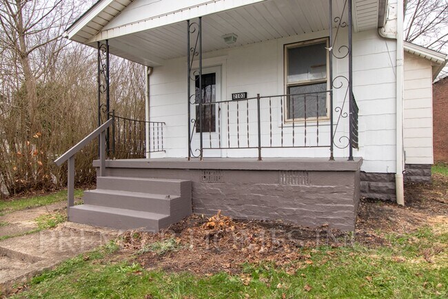 Building Photo - 2103 17th St NE