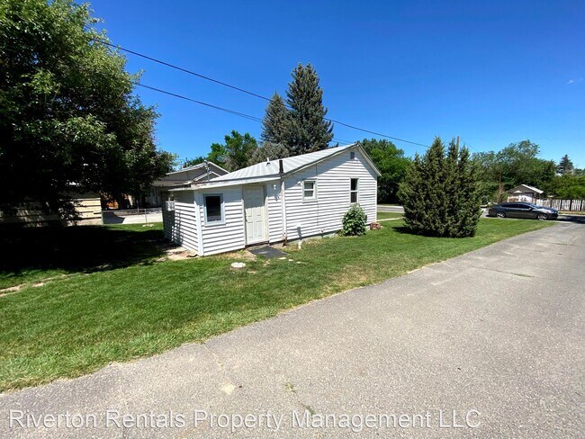 Building Photo - 1 br, 1 bath House - 214 N 2nd W