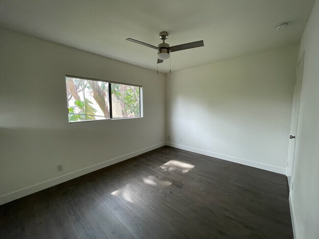 dining room - often used as office or den - 10330 Riverside Dr