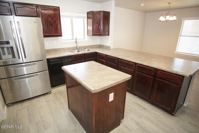 Building Photo - 11608 Mocha Dune Dr