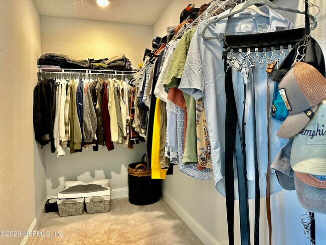 Building Photo - 124 Killarney Ave